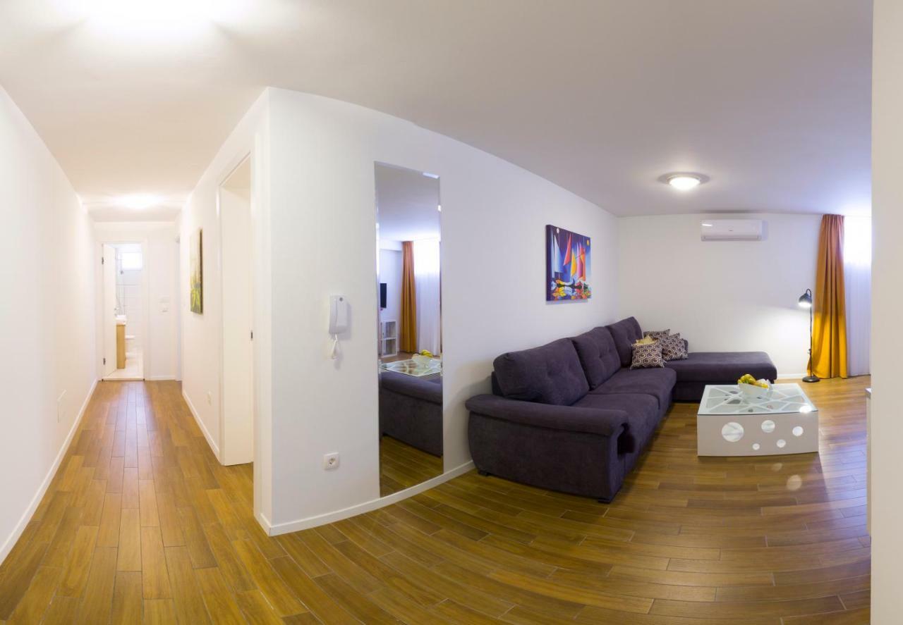 Royal Residence Chica Cure Split Exterior photo